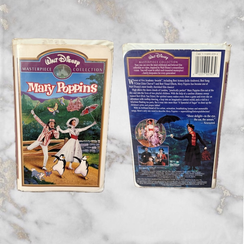 Disney Mary Poppins VHS with Vibrant Cover Art